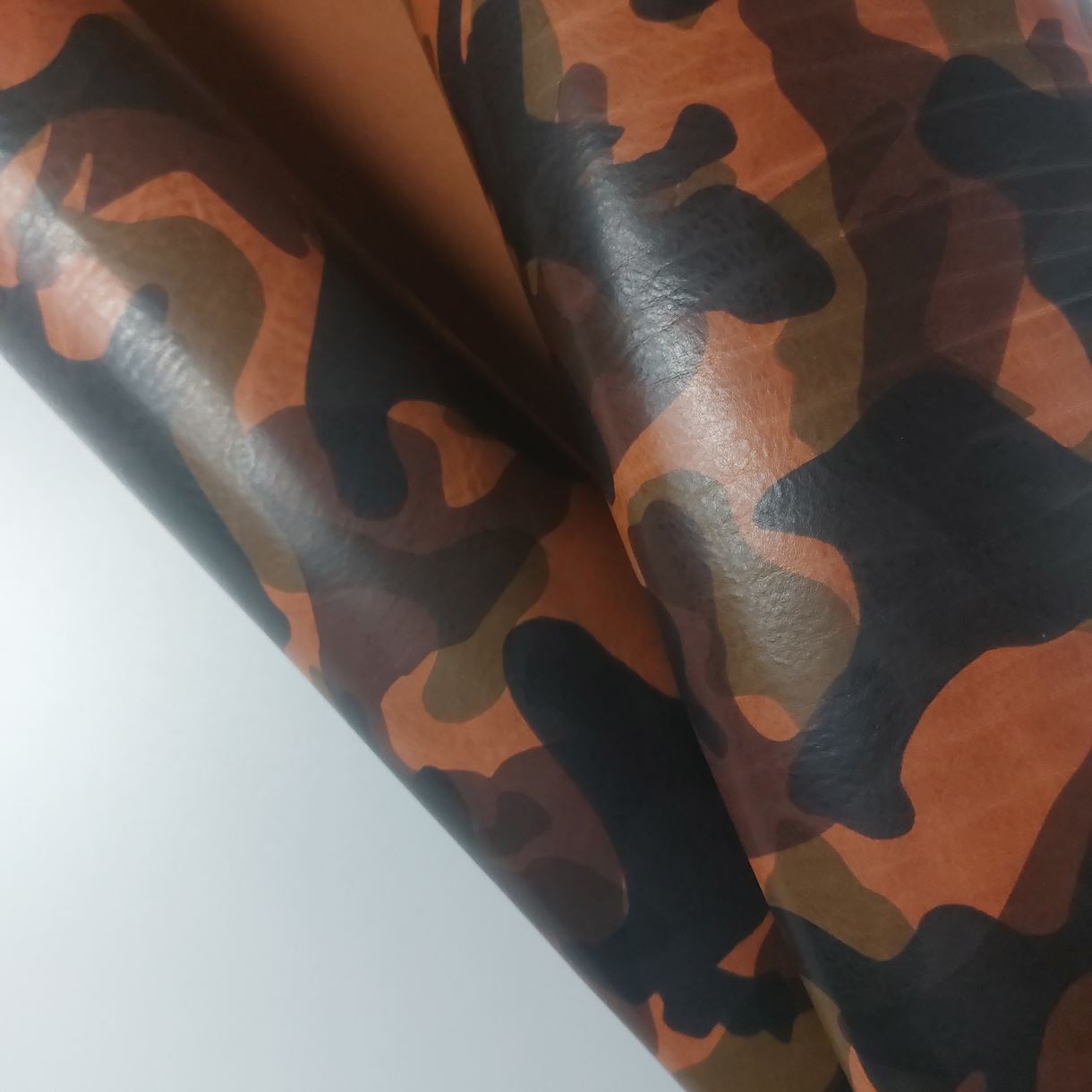 LA PERLA AZZURRA art. Elvaquero. Колір - Aragosta. Плечі 1,3
