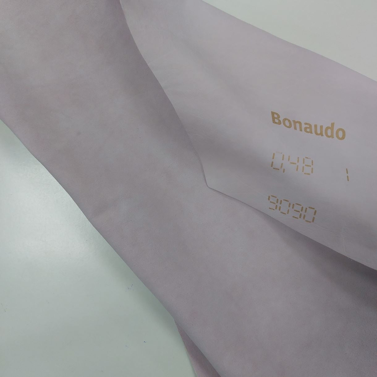 BONAUDO. Теля - велюр на бахтармі - пудра 0,9