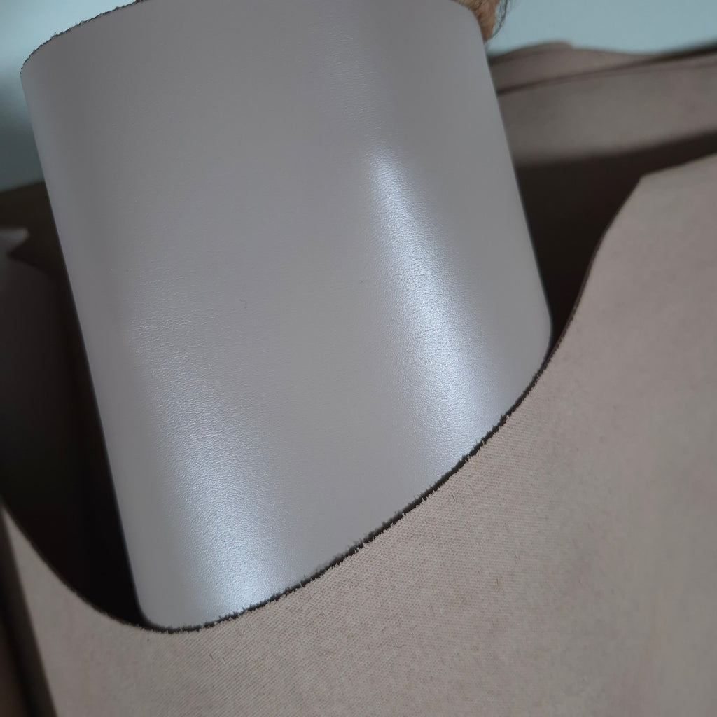 Combined-Tanned Leather. Color – Poudre 1.5 Panel (30x40cm)